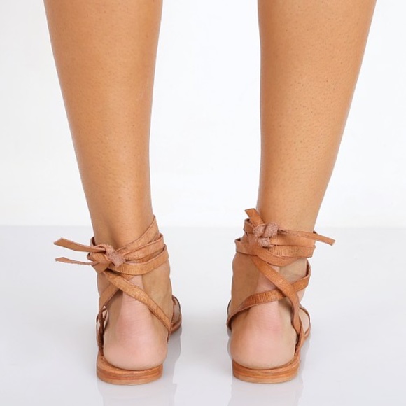 Free People Oliviera Tan Sandals Gladiator Flat Tooled LaceUp Ankle NEW 37 - 7 - Picture 13 of 14